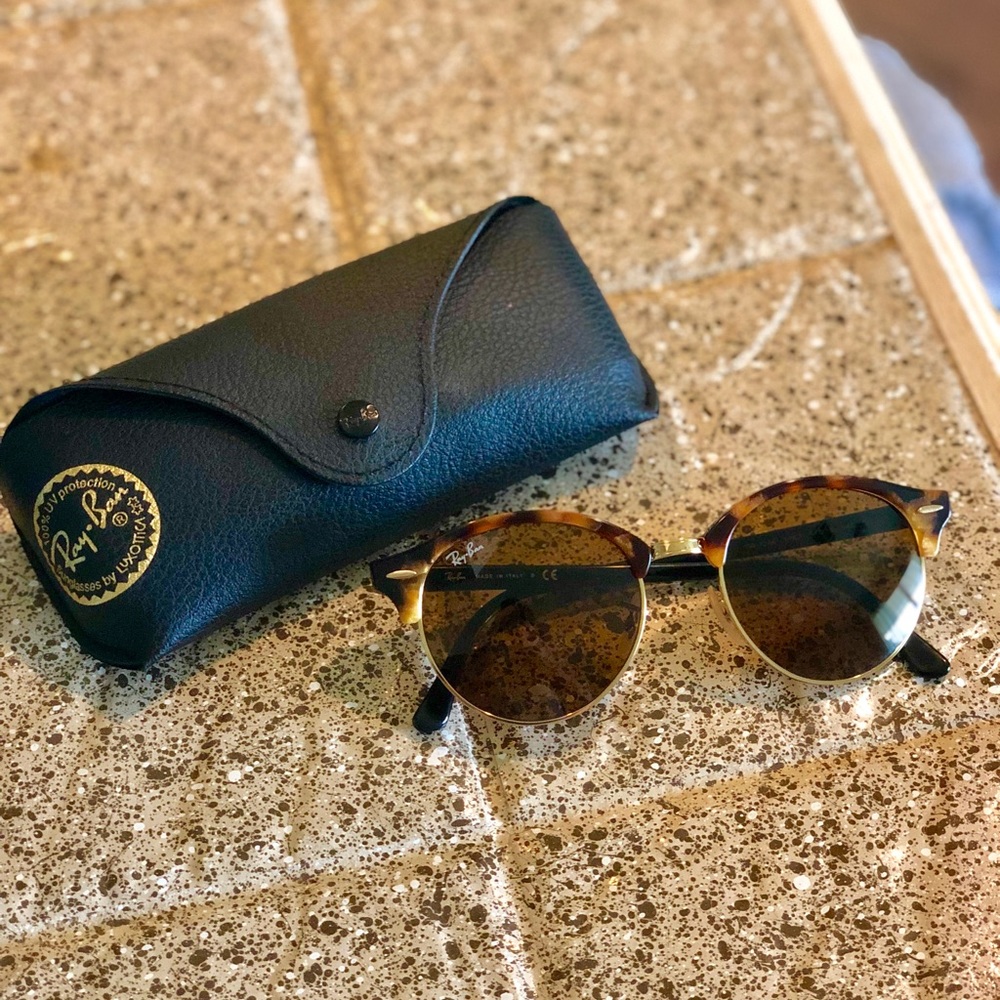 Women’s Ray Ban Sunglasses - Brown